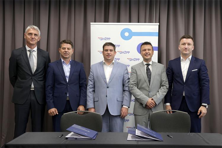 Slika /slike/foto 6_25/foto HZPP-UG 30-6_25/4 HZPP-UG 30-6_25.JPG